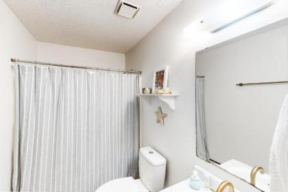 Driftwood Place - image 12