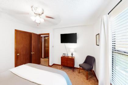 Driftwood Place - image 15