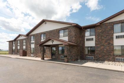 Super 8 by Wyndham Perham - image 1