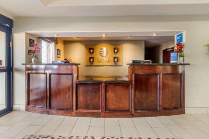 Comfort Inn & Suites Perry I-35 - image 9