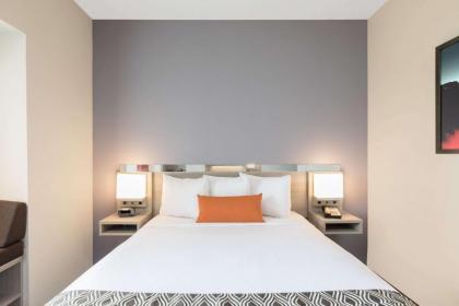Microtel Inn & Suites by Wyndham Perry - image 6