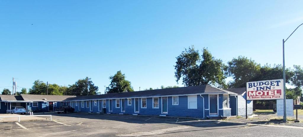 Budget Inn - main image