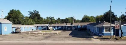 Budget Inn - image 13