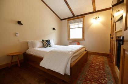 Seesaw's Lodge - image 15