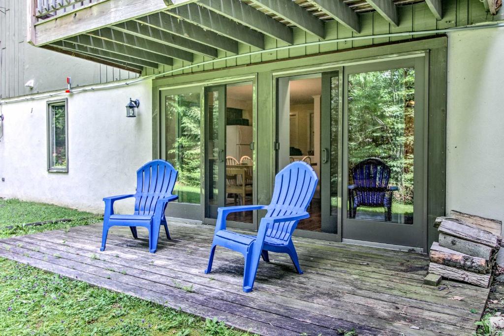 Ski-In and Ski-Out Peru Condo at Bromley Mountain - main image