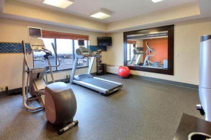 Hampton Inn & Suites Petoskey - image 11