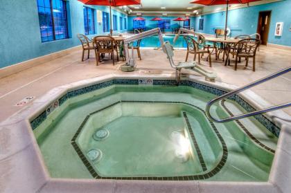 Hampton Inn & Suites Petoskey - image 15