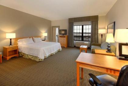 Hampton Inn & Suites Petoskey - image 5