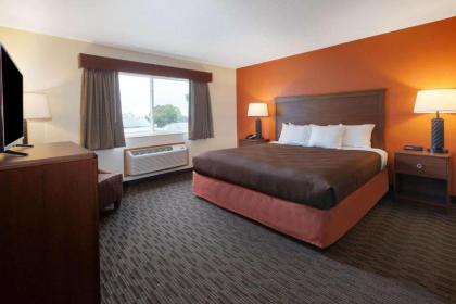 AmericInn by Wyndham Petoskey - image 15