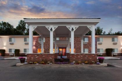 AmericInn by Wyndham Petoskey - image 6