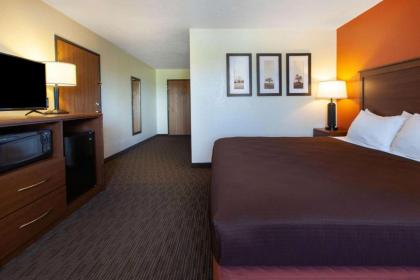 AmericInn by Wyndham Petoskey - image 8