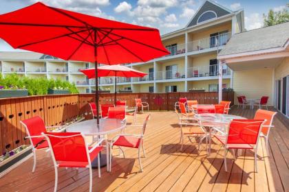 Apple Tree Inn; SureStay Collection by Best Western - image 4