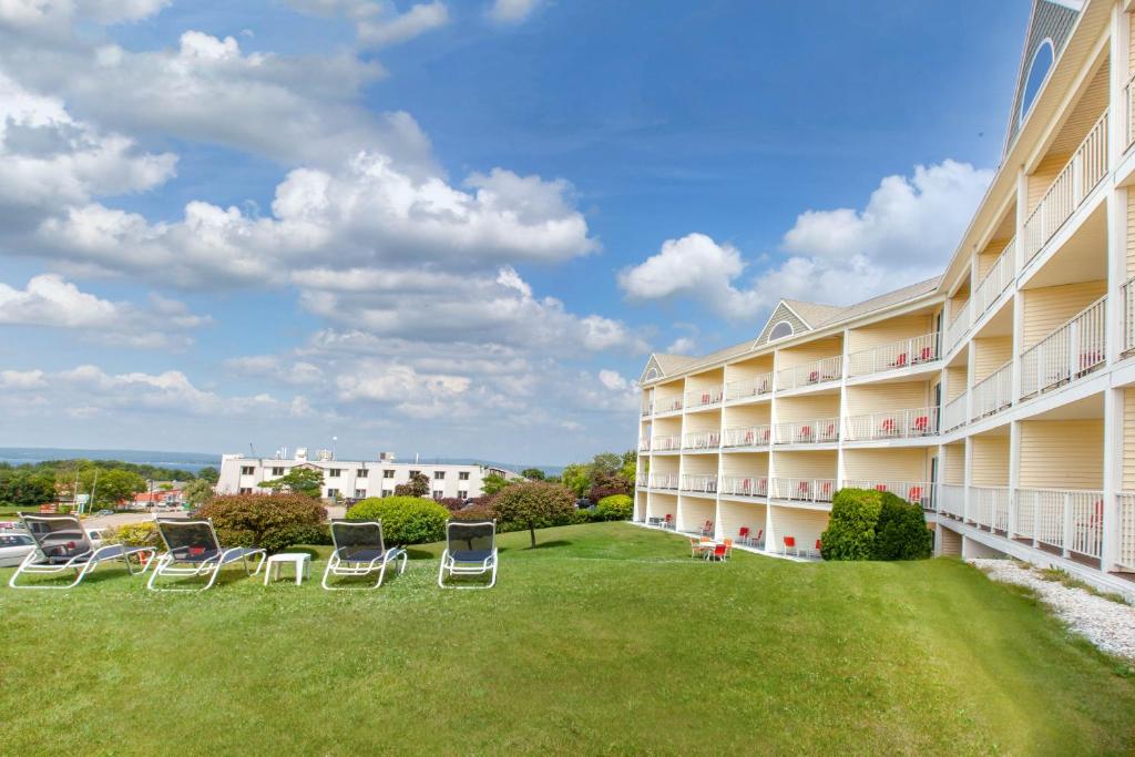 Apple Tree Inn; SureStay Collection by Best Western - image 5