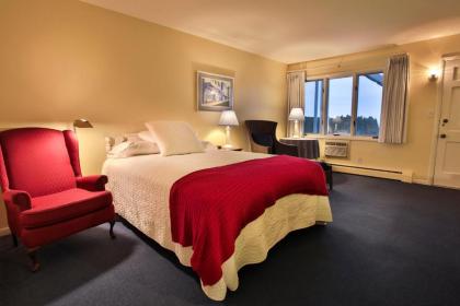 Bay Inn Of Petoskey - image 6