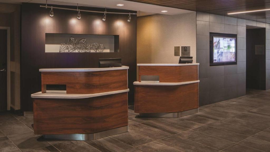 Courtyard by Marriott Petoskey at Victories Square - image 4