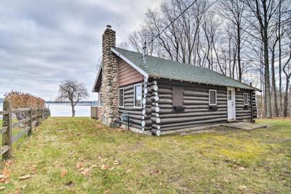 Pickerel Lake Retreat with Grill 15 Mi to Ski! - image 3