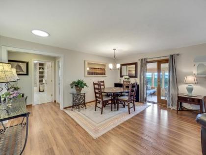 Harbor View Getaway - image 15