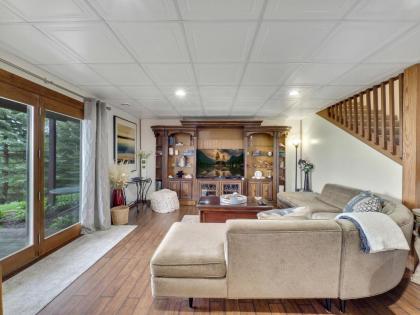 Harbor View Getaway - image 7