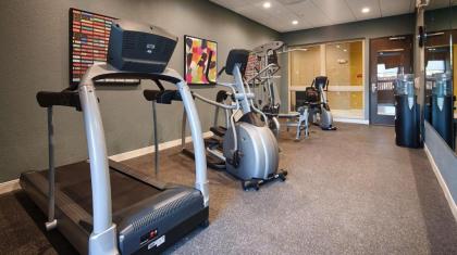 Best Western Plus Pflugerville Inn & Suites - image 12
