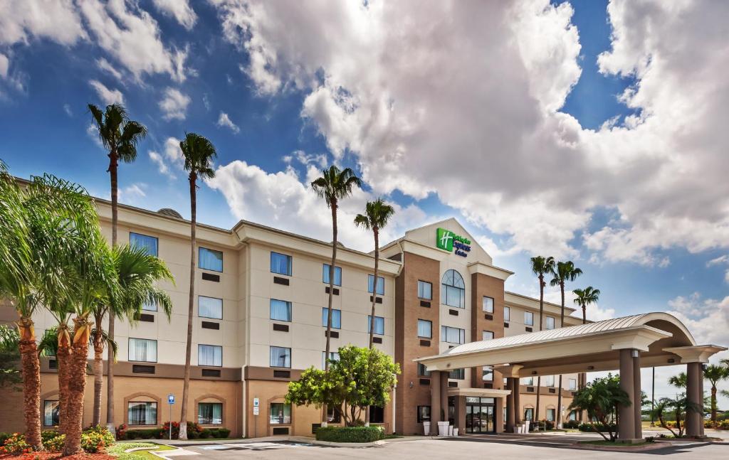 Holiday Inn Express & Suites - Pharr an IHG Hotel - main image