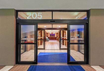 Holiday Inn Express & Suites - Pharr an IHG Hotel - image 10