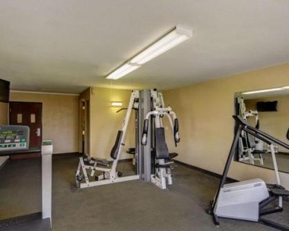 Americas Best Value Inn Pharr/McAllen - image 10