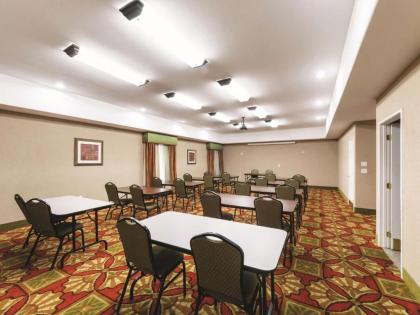 La Quinta by Wyndham Pharr - Rio Grande Valley - image 4