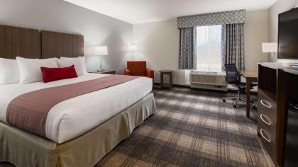 Best Western Plus Philadelphia-Choctaw Hotel and Suites - image 11