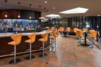 DoubleTree by Hilton Philadelphia Center City - image 2