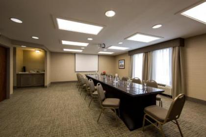 Hampton Inn Philadelphia-Airport - image 2