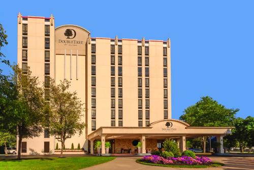 DoubleTree by Hilton Philadelphia Airport - main image