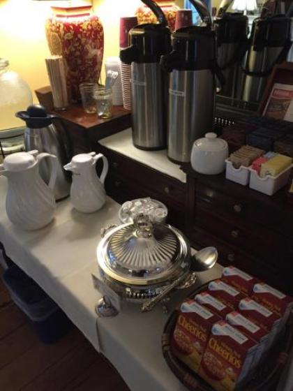 Morris House Hotel - image 4