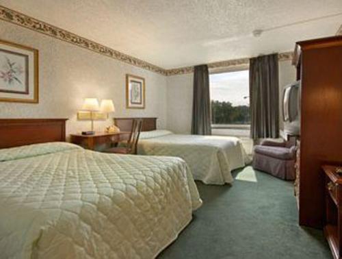 Days Inn by Wyndham Philadelphia - Roosevelt Boulevard - image 2