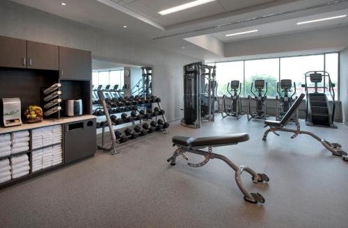 Philadelphia Airport Marriott - image 5