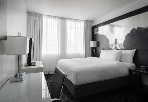 Residence Inn by Marriott Philadelphia Center City - image 2