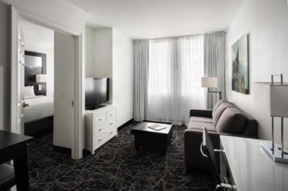 Residence Inn by Marriott Philadelphia Center City - image 3