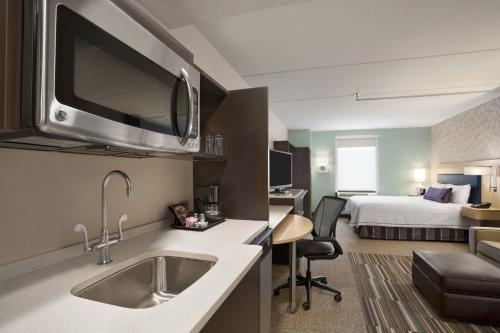 Home2 Suites by Hilton Philadelphia Convention Center - main image