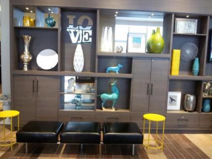 Home2 Suites by Hilton Philadelphia Convention Center - image 5