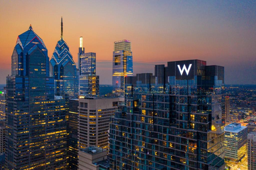 W Philadelphia - main image