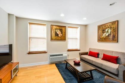 Stylish 1BD Loft in Center City - image 15