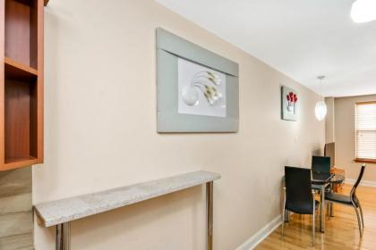Stylish 1BD Loft in Center City - image 16