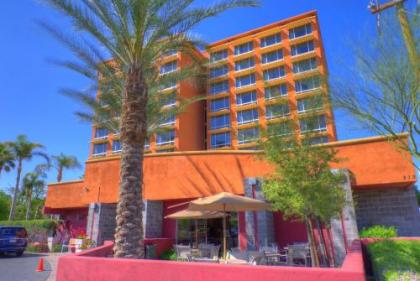 Ramada By Wyndham Phoenix Midtown Emporis