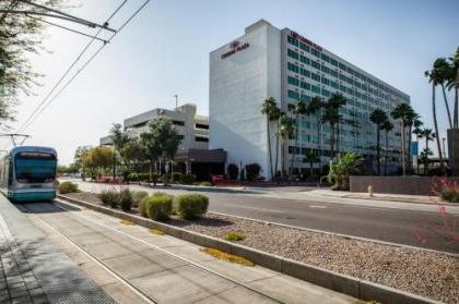 Crowne Plaza Phoenix Airport an IHG Hotel