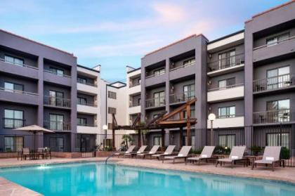 Courtyard by marriott Phoenix Airport