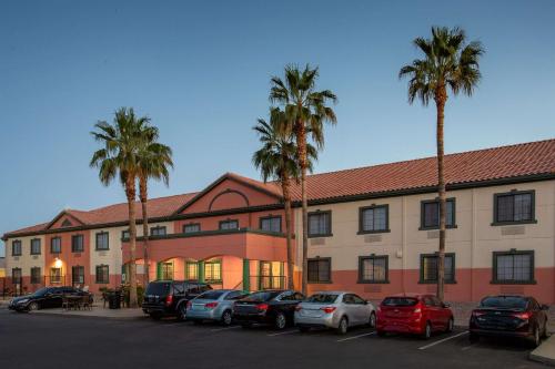 Baymont by Wyndham Phoenix I-10 near 51st Ave - main image