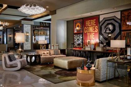 Renaissance Phoenix Downtown Hotel - image 5