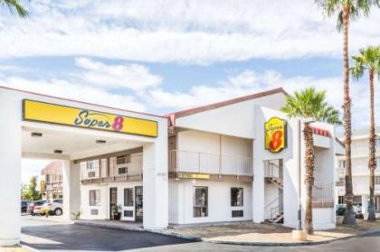 Super 8 by Wyndham Phoenix Metro North - image 1