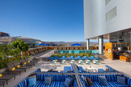 Kimpton Hotel Palomar Phoenix Cityscape an IHG Hotel - main image