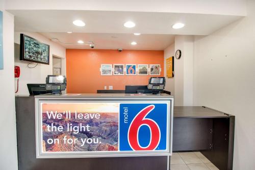 Motel 6-Phoenix AZ - East - image 5
