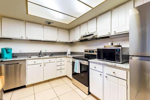 Arcadia Condo - image 5